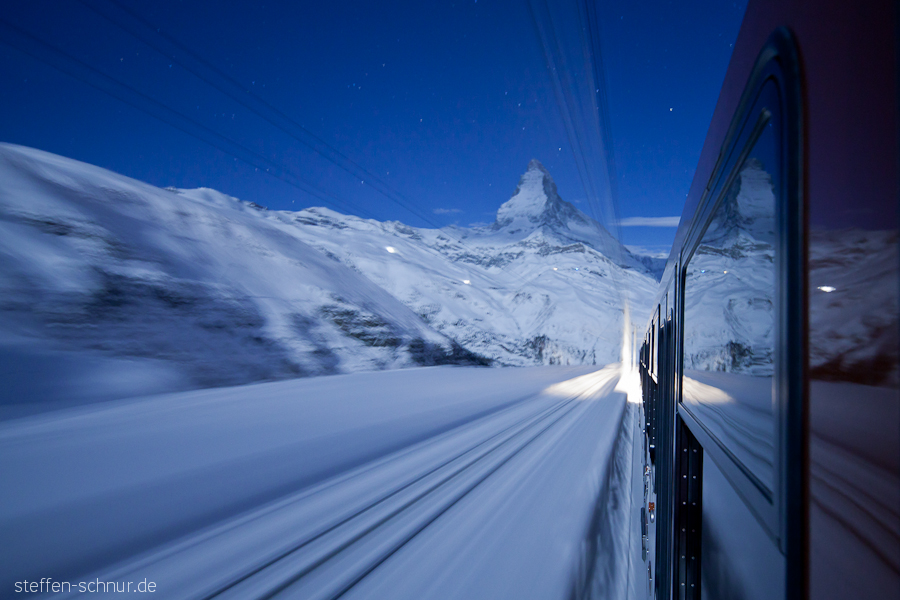 Gornergrat Bahn
 Matterhorn
 Switzerland
 mirroring
 Wallis
 winter
 quickly
