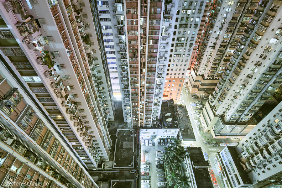 housing
 Shenzhen
 China
 roofs
 narrowness
 metropolis
 skyscrapers
