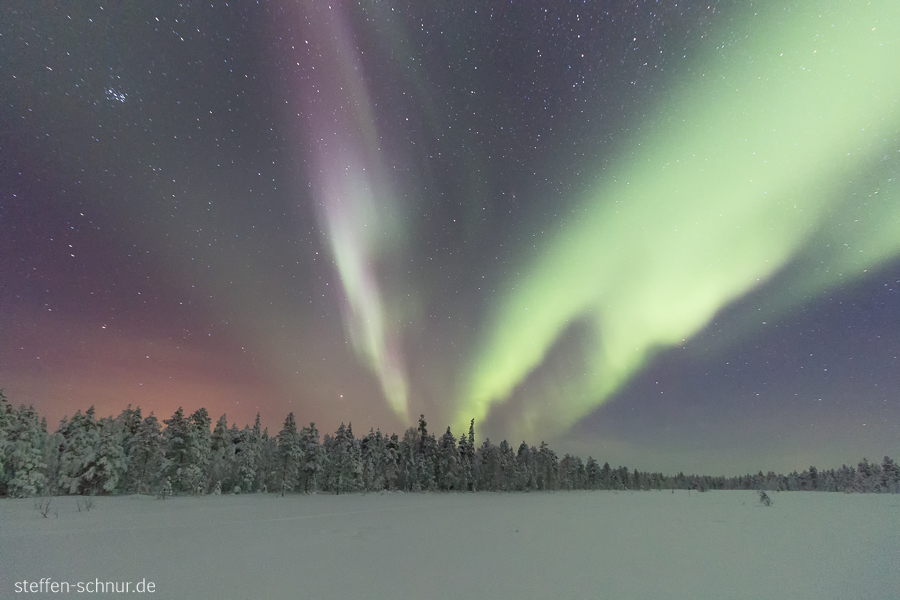 northern lights
 Lapland
 Finland
 landscape
 night
 stars
