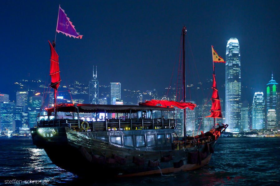 Aqua Luna junk
 city skyline
 ship
 Hong Kong
 China
 skyscrapers
