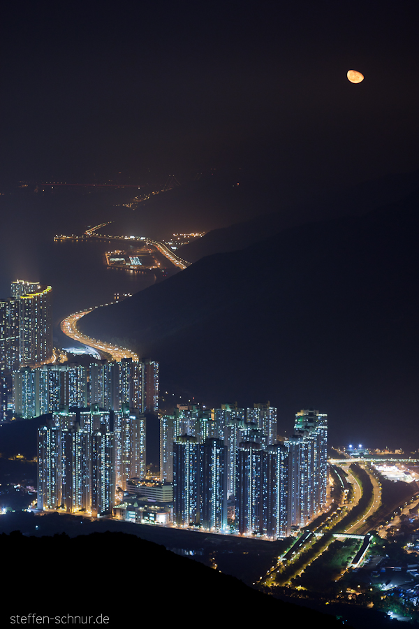 moon
 Lantau Island
 Hong Kong
 China
 panorama view
