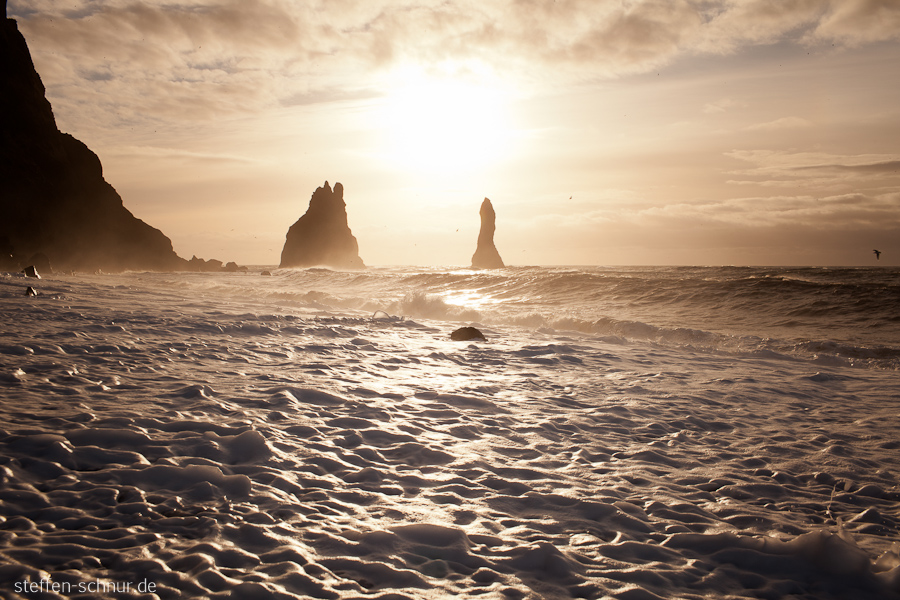 Iceland
 sea
 sun
