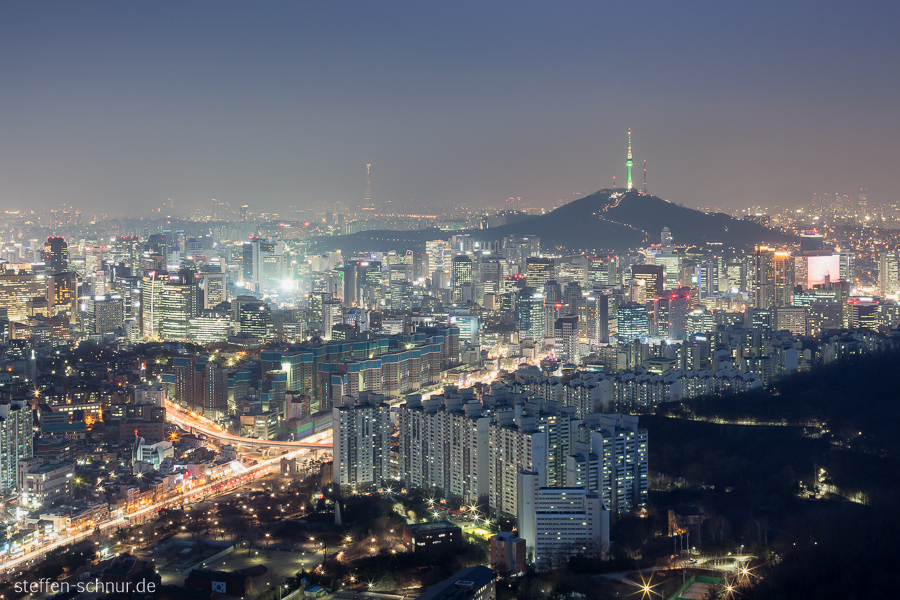 city skyline
 mountains
 Seoul
 South Korea
 metropolis
