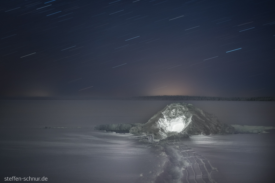 igloo
 Lapland
 Finland
 light
 night
 stars
 winter
