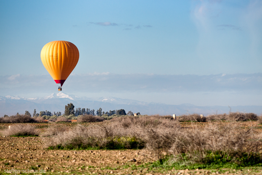 tourism
 Morocco
 hot-air balloon
 landscape
