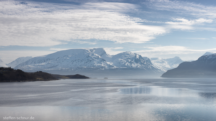 mountains
 Polar Circle
 fjord
 Norway
