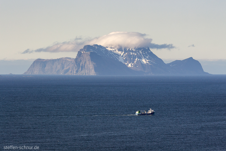 ship
 Polar Circle
 island
 sea
 Norway
