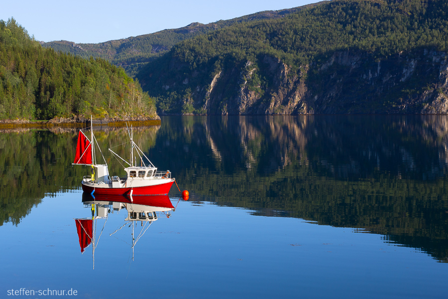 fishing boat
 fjord
 Norway
 mirroring
