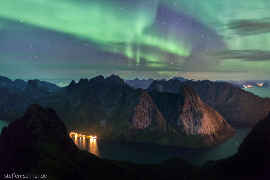 aurora borealis
 survey
 Reinefjord
 Lofoten
 night
 nature
 Northern lights
