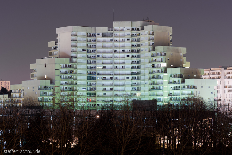 Boulevard de Pesaro
 Hauts-de-Selne
 Nanterre
 Paris
 France
 architecture
 apartment house
