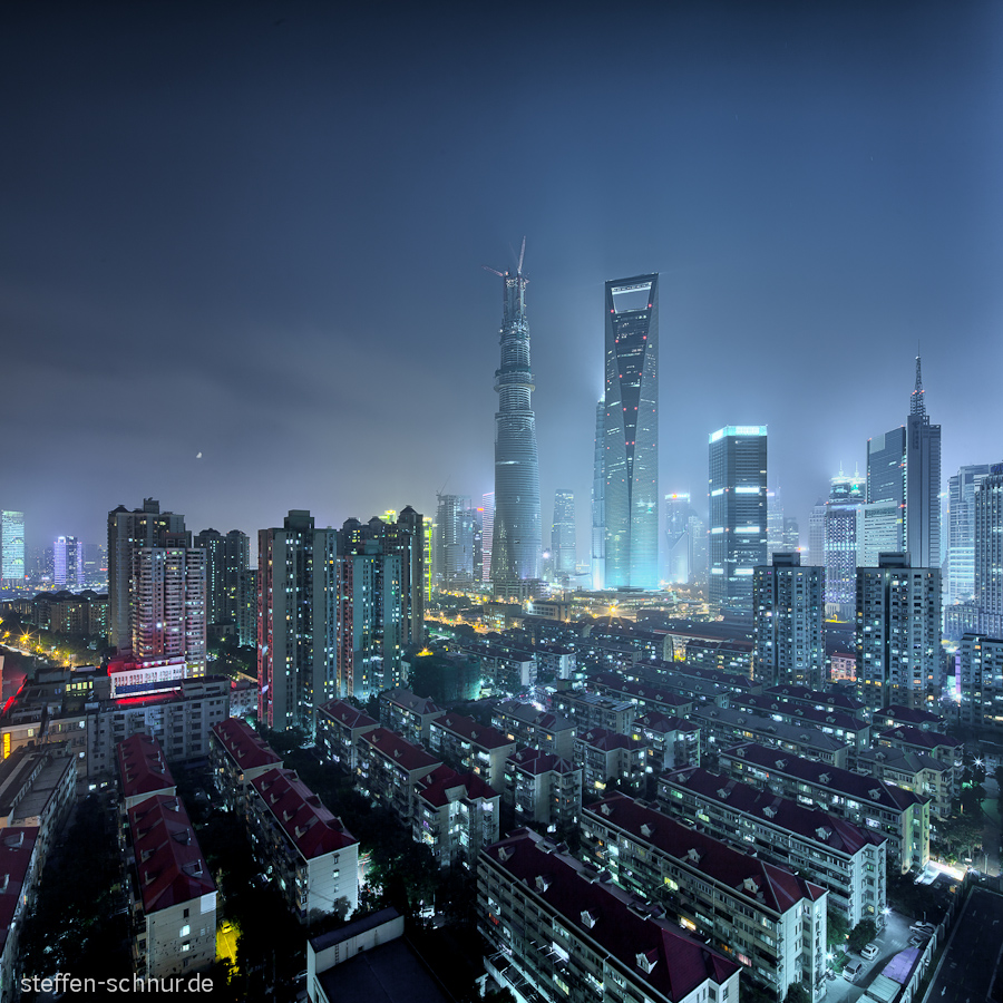 Shanghai Tower
 Shanghai
 moon
 Shanghai
 China
 building lot
 metropolis
