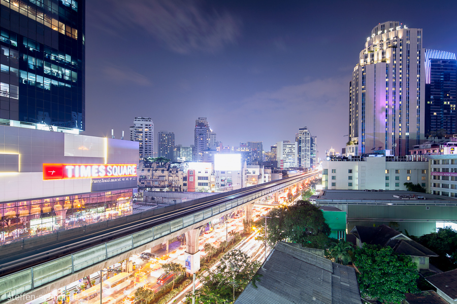 city skyline
 Skytrain
 Bangkok
 Thailand
 Bridge
 street
